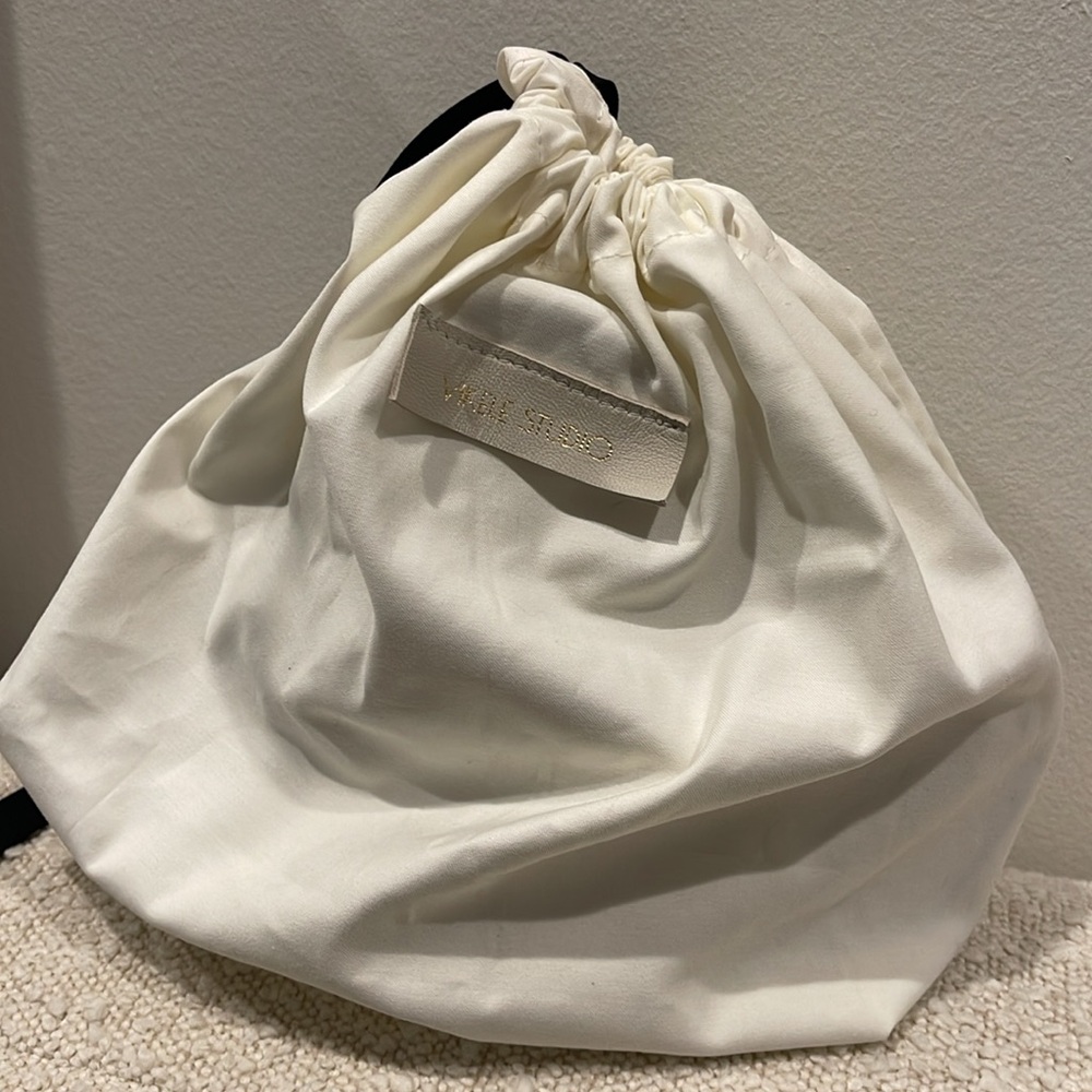 NWT. VIKELE STUDIO Mini Handbag Crossbody Bag - Gold - Picture 12 of 12
